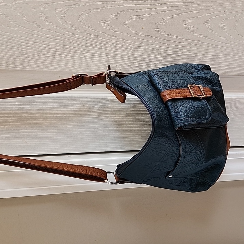 Green and tan Rosetti bag